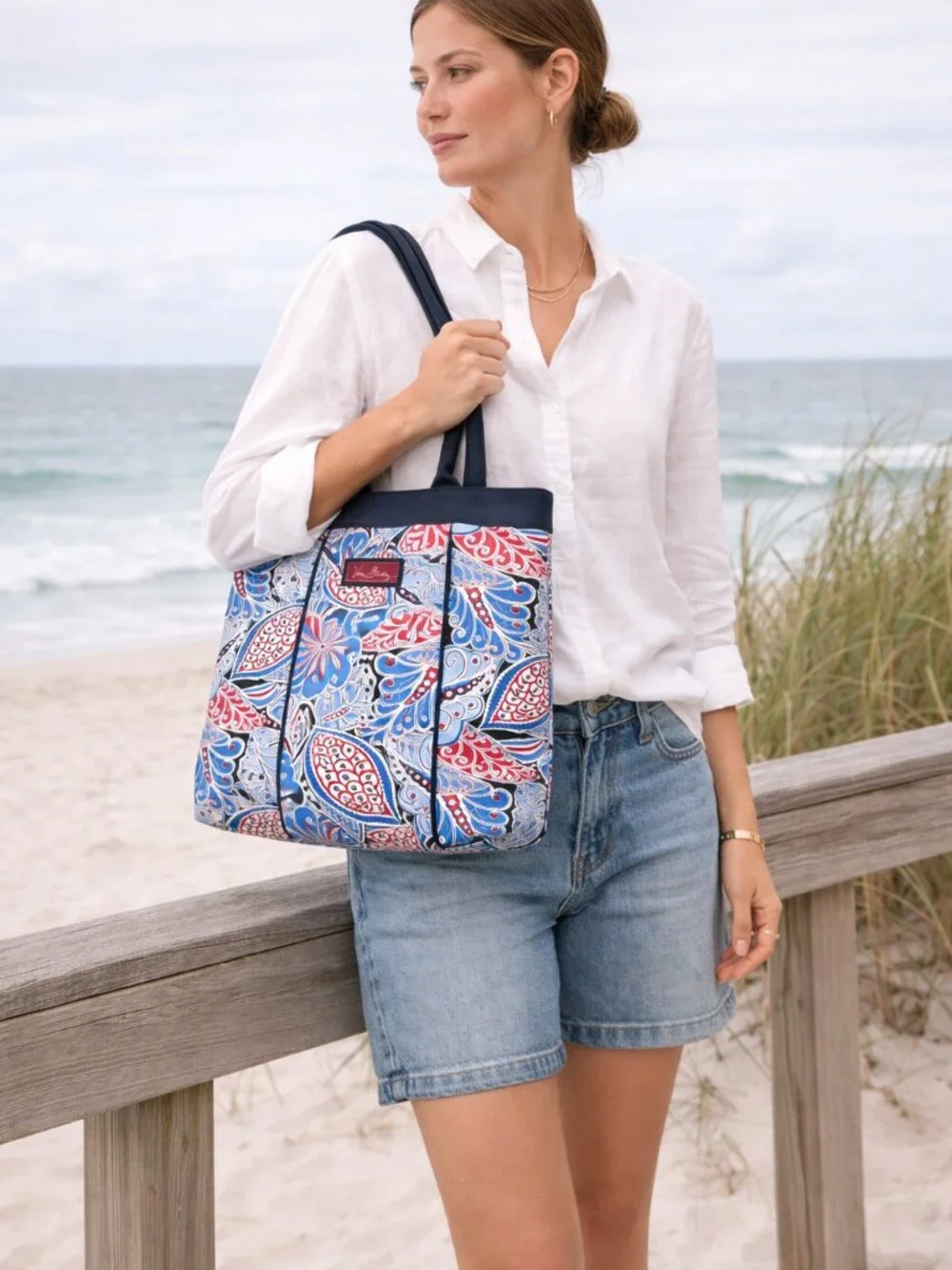 Vera Bradley Seaside Paisley Port Tote Large Quilted Cotton Travel Shoulder Bag